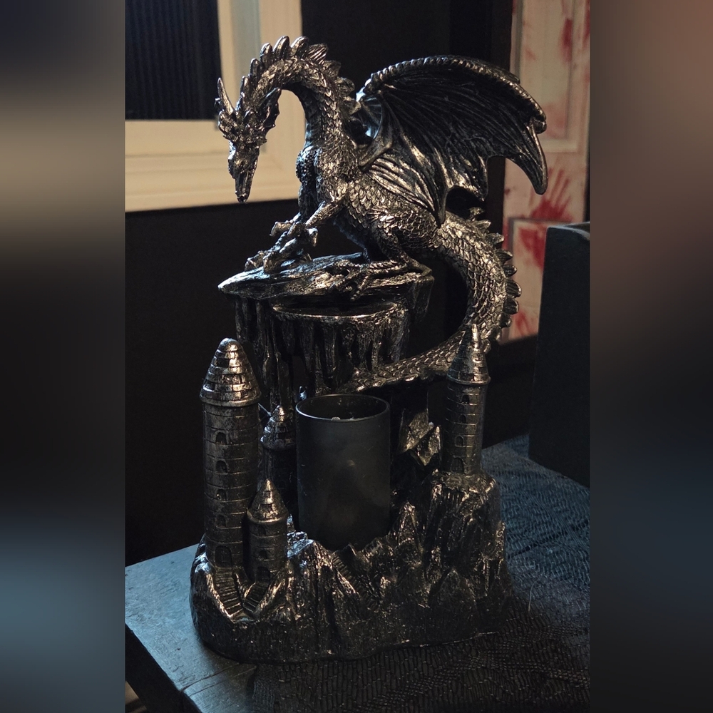 Dragon's Peak Dragon Oil Warmer Figurine